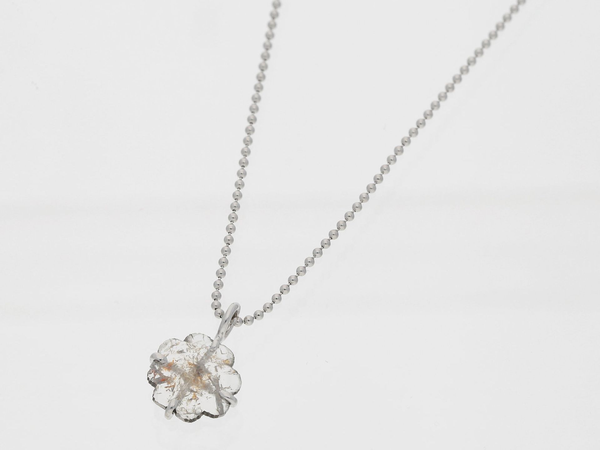 Kette/Collier: zierliche Kugelkette mit interessantem Diamant/Blüten-Anhänger, Handarbeit aus 18K