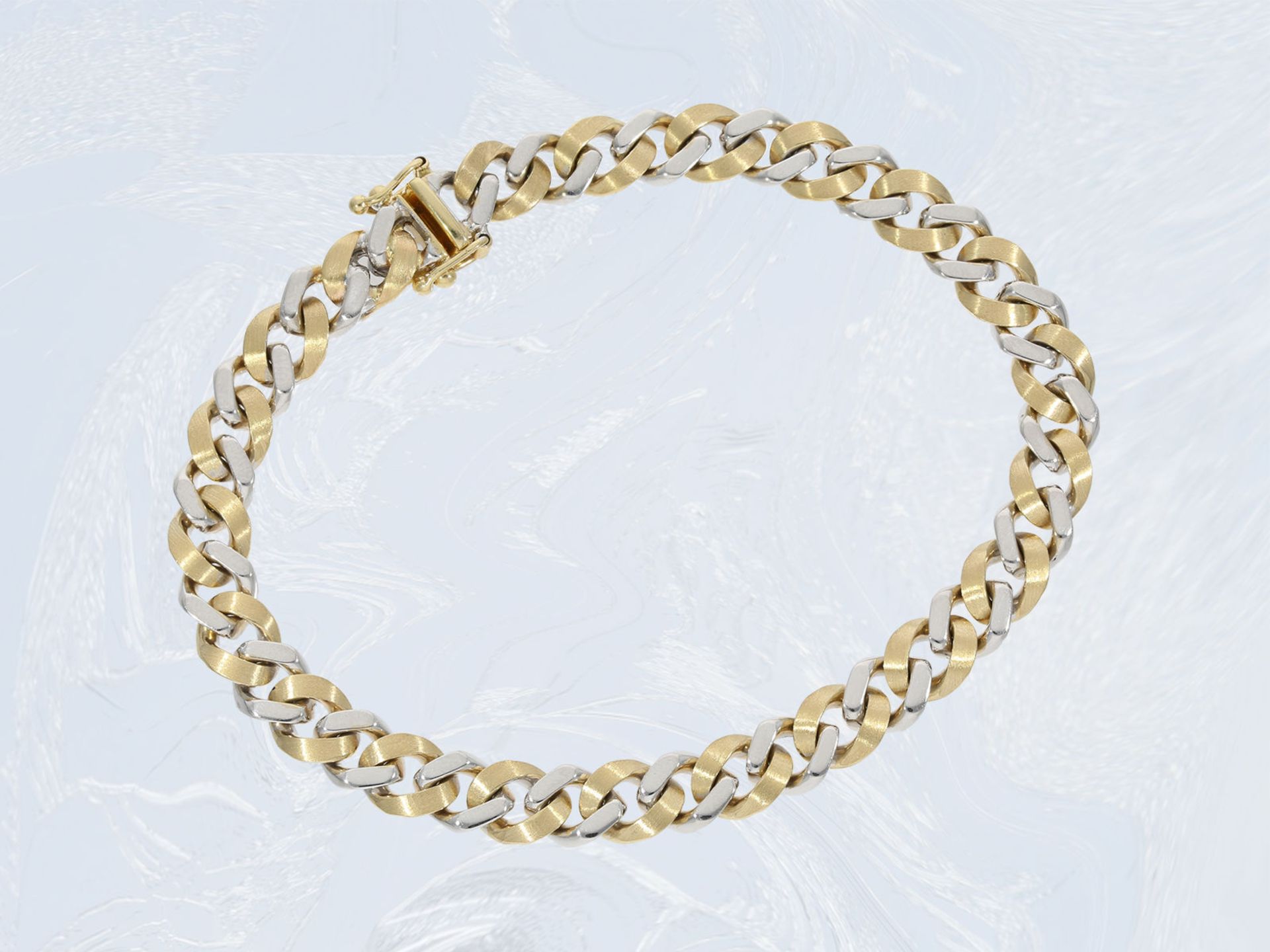 Armband: massives, modernes Bicolor-Goldschmiedearmband aus 14K Gold, ungetragenCa. 19cm lang, ca.