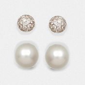 Paar Perlen-Diamant-Ohrstecker - schwebende Perle750/- Weißgold, gestempelt. Gewicht: 18,7g. 2