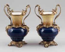 2 Vasen Klassika mit BronzemontierungKönigliche Porzellan Manufaktur (KPM), Berlin um 1882.