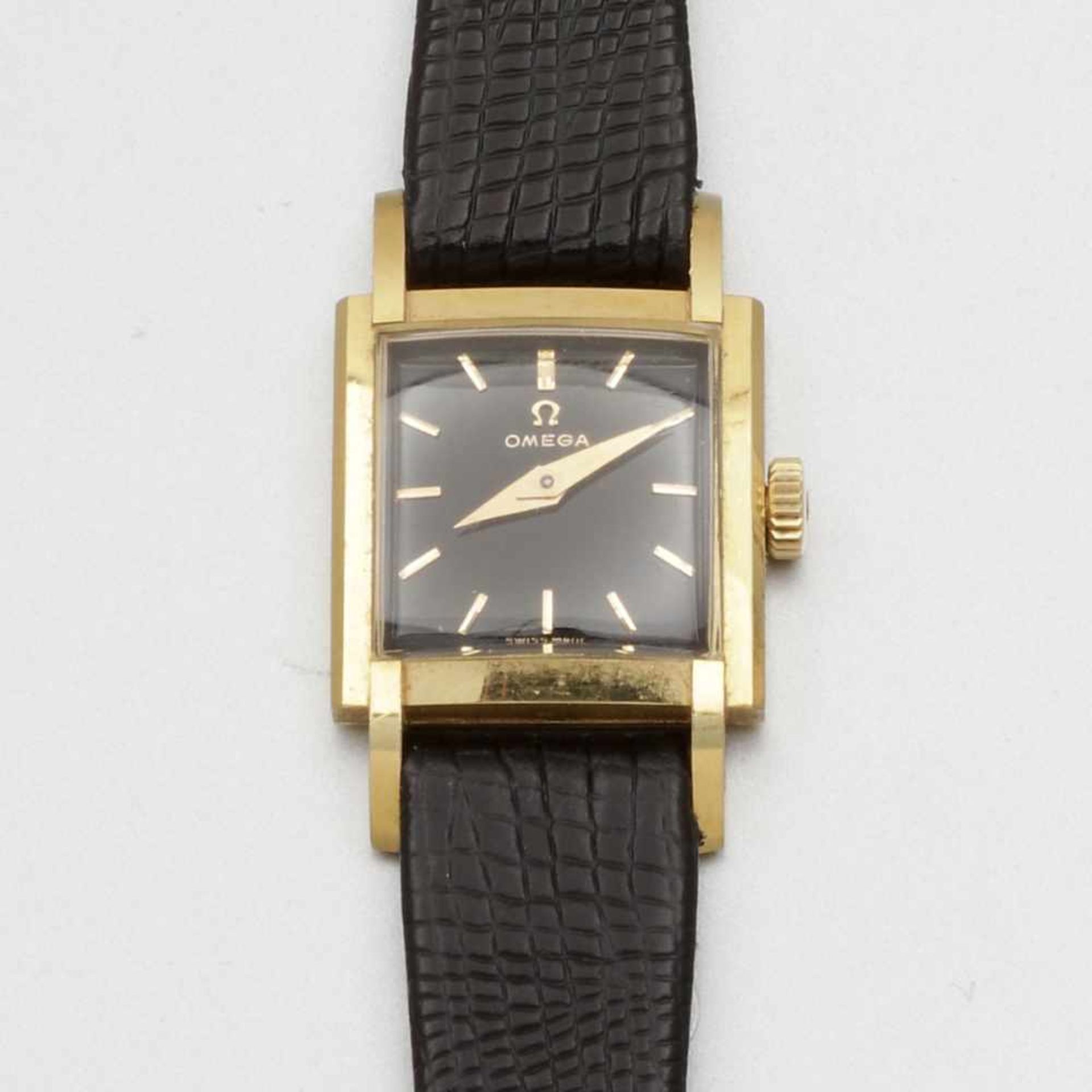 Omega-Damenarmbanduhr um 1954Fa. Omega Watch & Co., Schweiz. 750/- Gelbgold, gestempelt. Gewicht: