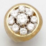 Blütenförmiger Brillant-Ring585/- Gelbgold und Weißgold, gestempelt. Gewicht: 11,5g. Punze: