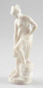 Künstler des 19. Jahrhunderts- Badende Venus - Alabaster. H. 23,5 cm. Vereinzelt minim. ber. Teils