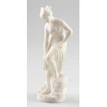 Künstler des 19. Jahrhunderts- Badende Venus - Alabaster. H. 23,5 cm. Vereinzelt minim. ber. Teils