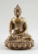 BuddhaBurma, um 1900. Bronze. H. 26 cm. Zweiteilig gegossen und zusammengesetzt.