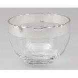 Obstschale / BowlSilber. Glas. H. 13,8 cm. D. 19,5 cm. Der Glaskorpus ist mit einer Silberschicht