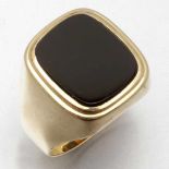 Herrenring - Siegelring mit freiem Schild585/- Gelbgold, gestempelt. Gewicht: 7,3g. Onyx-Platte (1,6