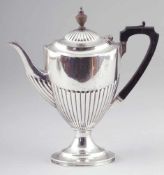 Kaffeekanne / Coffee potElkington & Co/Birmingham/England, um 1900/01. 925er Silber. Punzen: