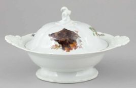 DeckelterrineStaatliche Porzellan Manufaktur, Meissen 1924-1934. - Röhrender Hirschkopf und