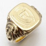 Herrenring mit Monogramm585/- Gelbgold, gestemp. Gewicht: 9g. Ringgr. 61. Monogr. WG.