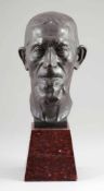 Jules Lagae1862 Roeselare - 1931 Brügge - Kopf eines alten Mannes - Bronze. Grünbraun patiniert.