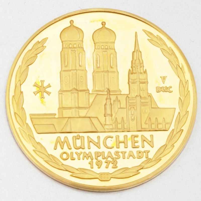 MedailleMünchen 1972. 980er GG. D. 35 mm. Gew. 17,2 g. VZ. Vs. Porträt der Olympia nach links. Rs. - Image 2 of 2