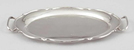 Tablett im Barock StilJ. Gloster Ldt/Brimingham/England, um 1929/30. 925er Silber. Punzen: Herst.-
