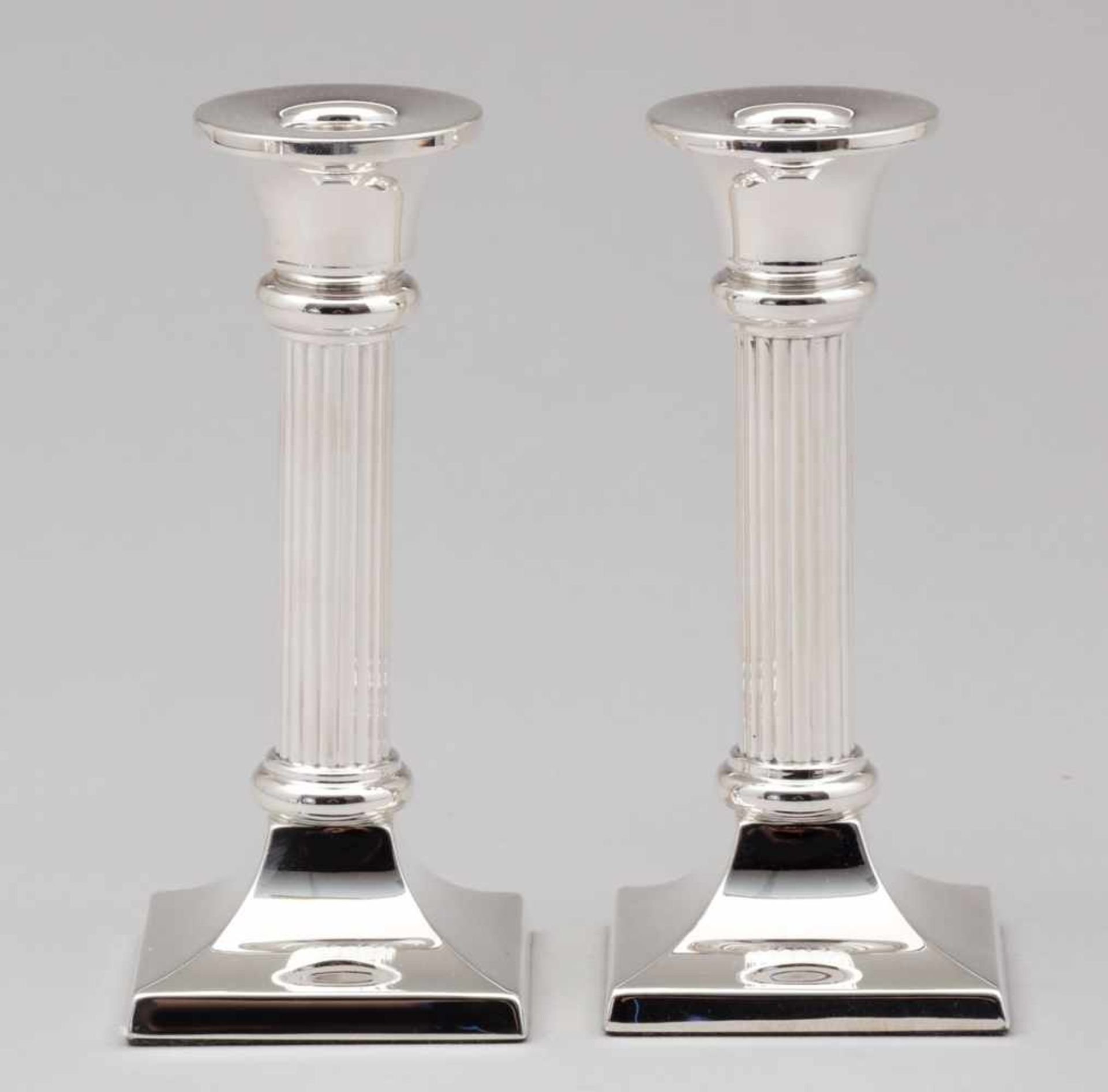 Paar Tafelleuchter / Pair Candle SticksArthur Möhrle/Schwäbisch Gmünd. 925er Silber. Punzen: