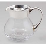 Glaskrug / Water JugGlas. Versilbert. H. 13,5 cm. 0,70 Liter. Breiter Silberrand aus Feinsilber.