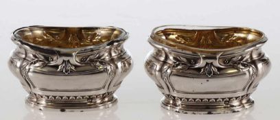 Paar SalierenFrankreich, um 1900. 950er Silber. Punzen: Herst.-Marke, Minervakopf. 4 x 7 x 4,3 cm.