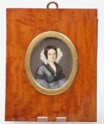 MiniaturFrankreich, 1840. - "Marie Coste de Triquerville" - Gouache/Elfenbein. 9 x 7,5 cm. Sign. und