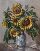 Eugen Schoch1884 - 1968 München - Sonnenblumen in Asiatischer Vase - Öl/Lwd. 100 x 80 cm. Sign. r.