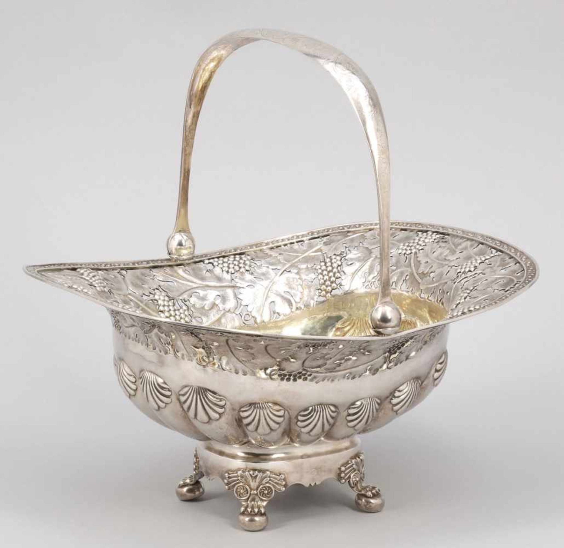 Biedermeier Obstkorb/ Fruit BowlDeutschland, um 1830. 750er Silber. Punze: 12. 24 x 26 x 21,5 cm.