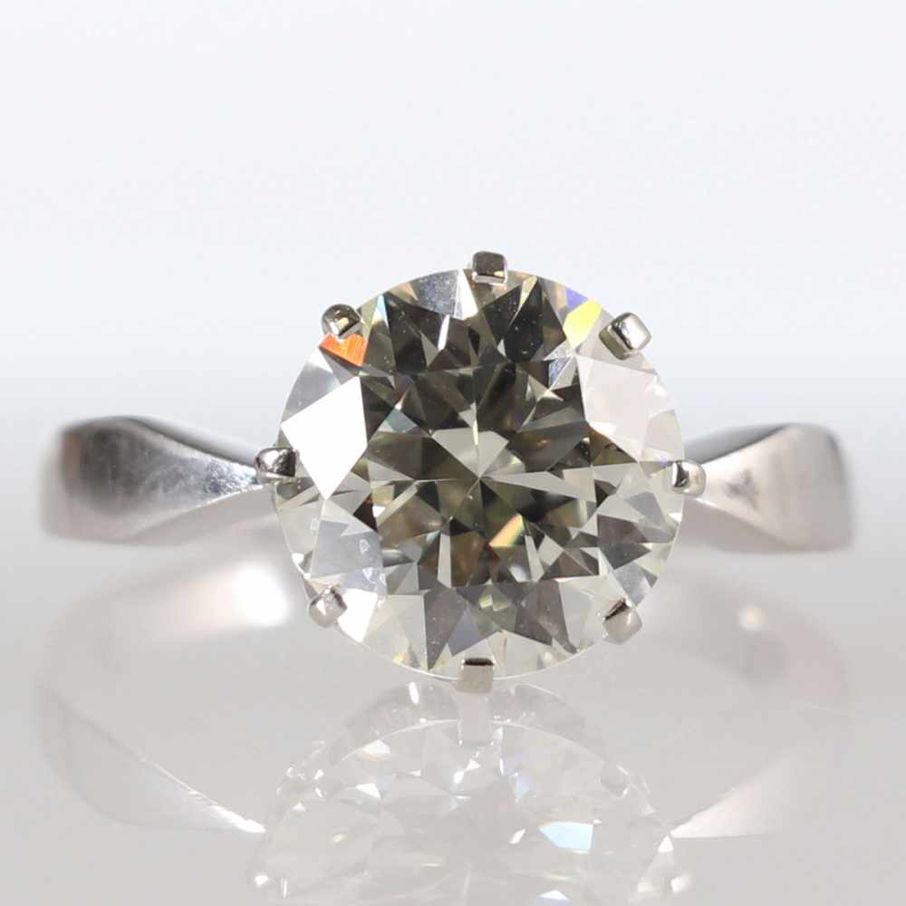 Großer Diamantring im Altschliff3,2 - 3,5 ct 585/- Weißgold, ungestempelt, geprüft. Gewicht: 6,3