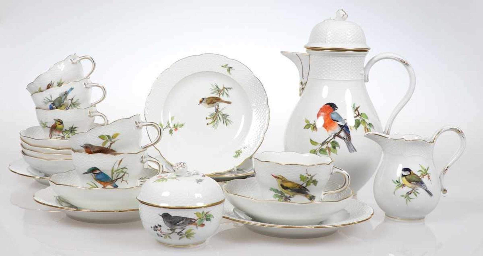 21tlg. KaffeeserviceStaatliche Porzellan Manufaktur, Meissen 1957-1972. - Altozier: Vogelmalerei: