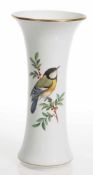 VaseStaatliche Porzellan Manufaktur, Meissen 1970. - Vogelmalerei: Kohlmeise - Porzellan, weiß,