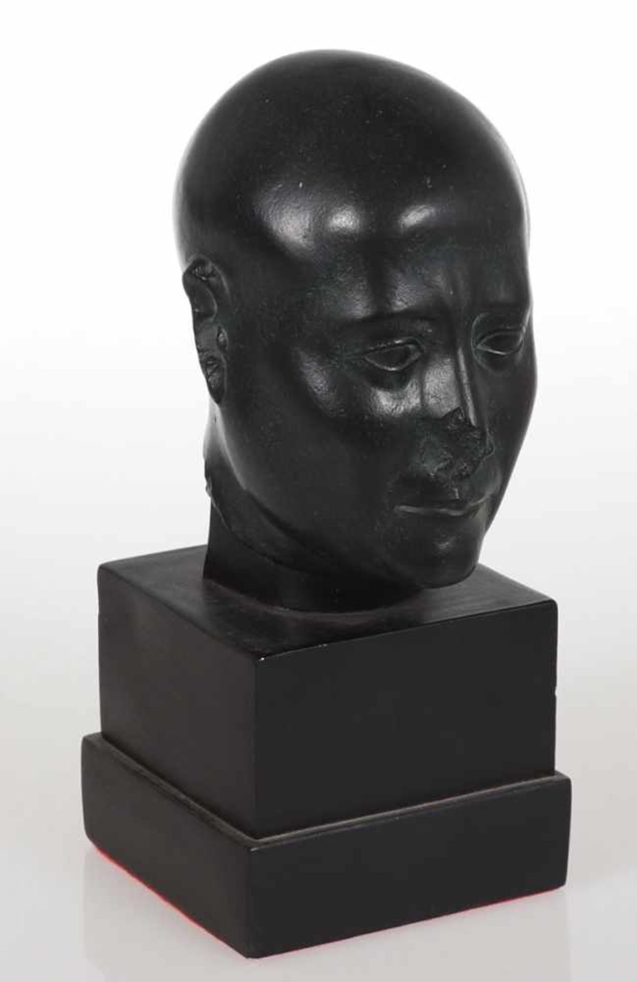 Gipskopf nach der Antike- Kopf eines ägyptischen Priesters - Gips. Polychrom koloriert. H. 27 cm.