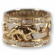 Panther-Ring im Stil von Cartier750/- Gelbgold und Weißgold, ungestempelt. Gewicht: 10,4 g. Div.