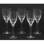5 Champagnergläser "Angel"Lalique, Wingen-sur-Moder. Farbloses Glas, geschliffen, z. T. mattiert.