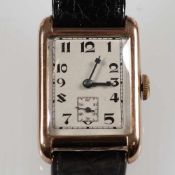 HerrenarmbanduhrCa. 1930er Jahre. 375/- Roségold, gestempelt. Gewicht: 21,9 g. Gehäuse-Nr.: