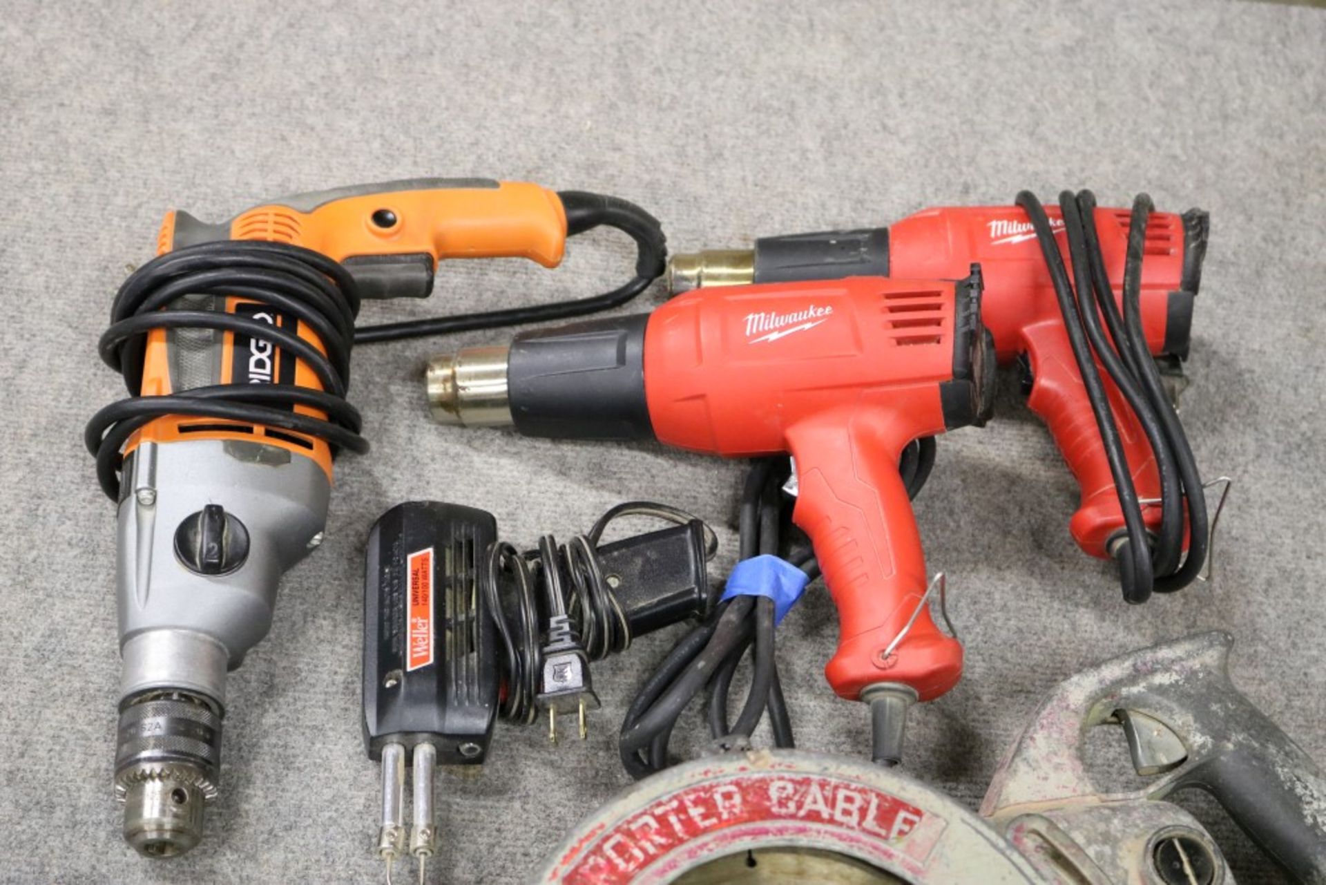 Heavy Duty Ridgid Drill R50111 1/2", Weller Universal Sodering Gun, (2) Milwaukee Heat Guns, - Image 4 of 8