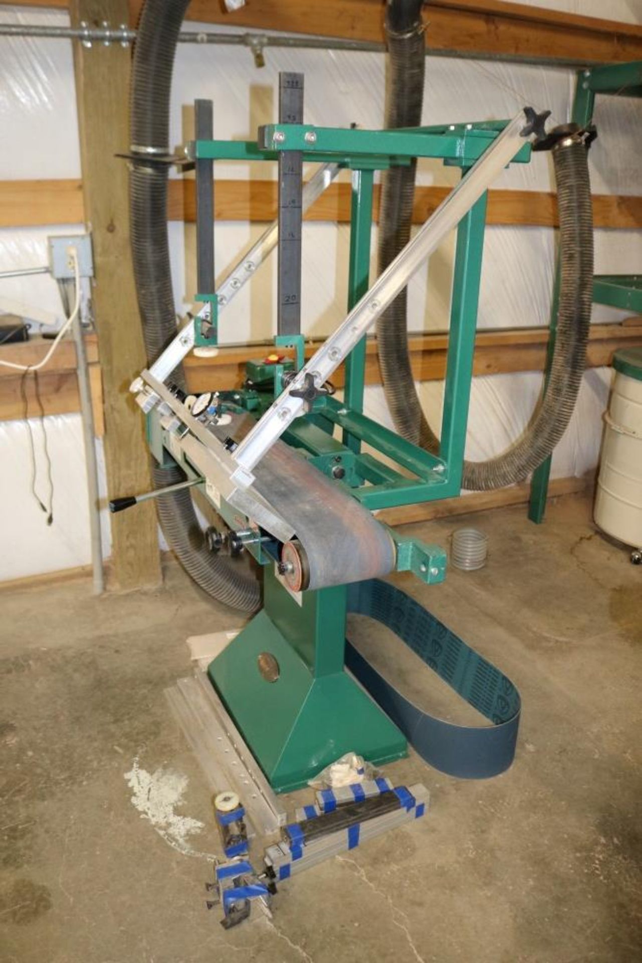 2015 Grizzly G0574 Fretboard Radius Sander, 1 1/2 HP, 1725 RPM, 6" x 80" Belt Size, 1800 RPM Belt - Image 7 of 9