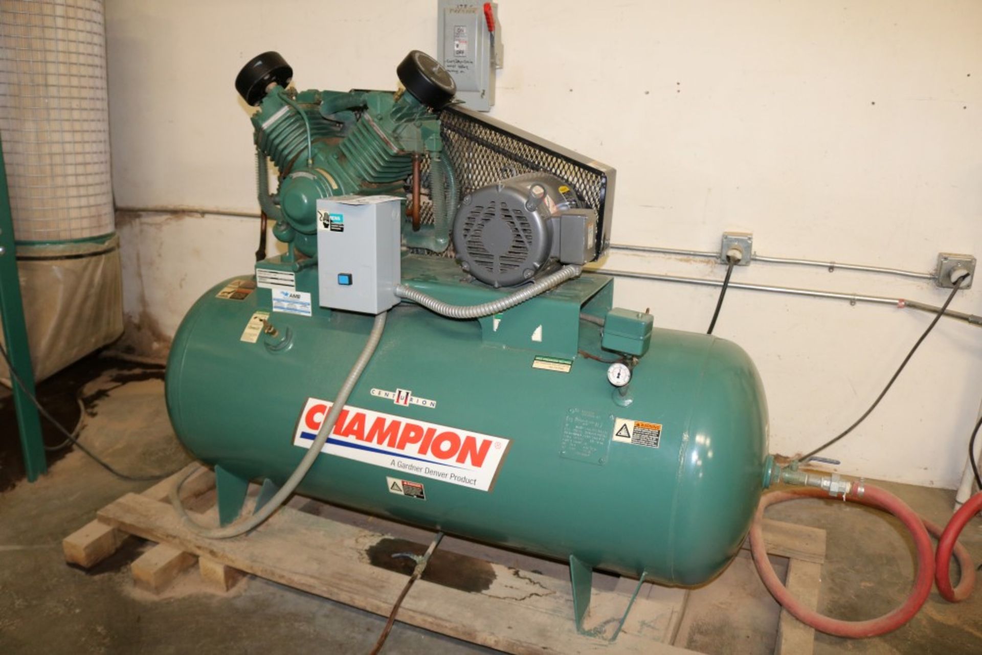 2006 Champion Centurion II 120 Gallon, 2 Stage Air Compressor, 200 Max PSI, 15 HP, Model CCSRVA,