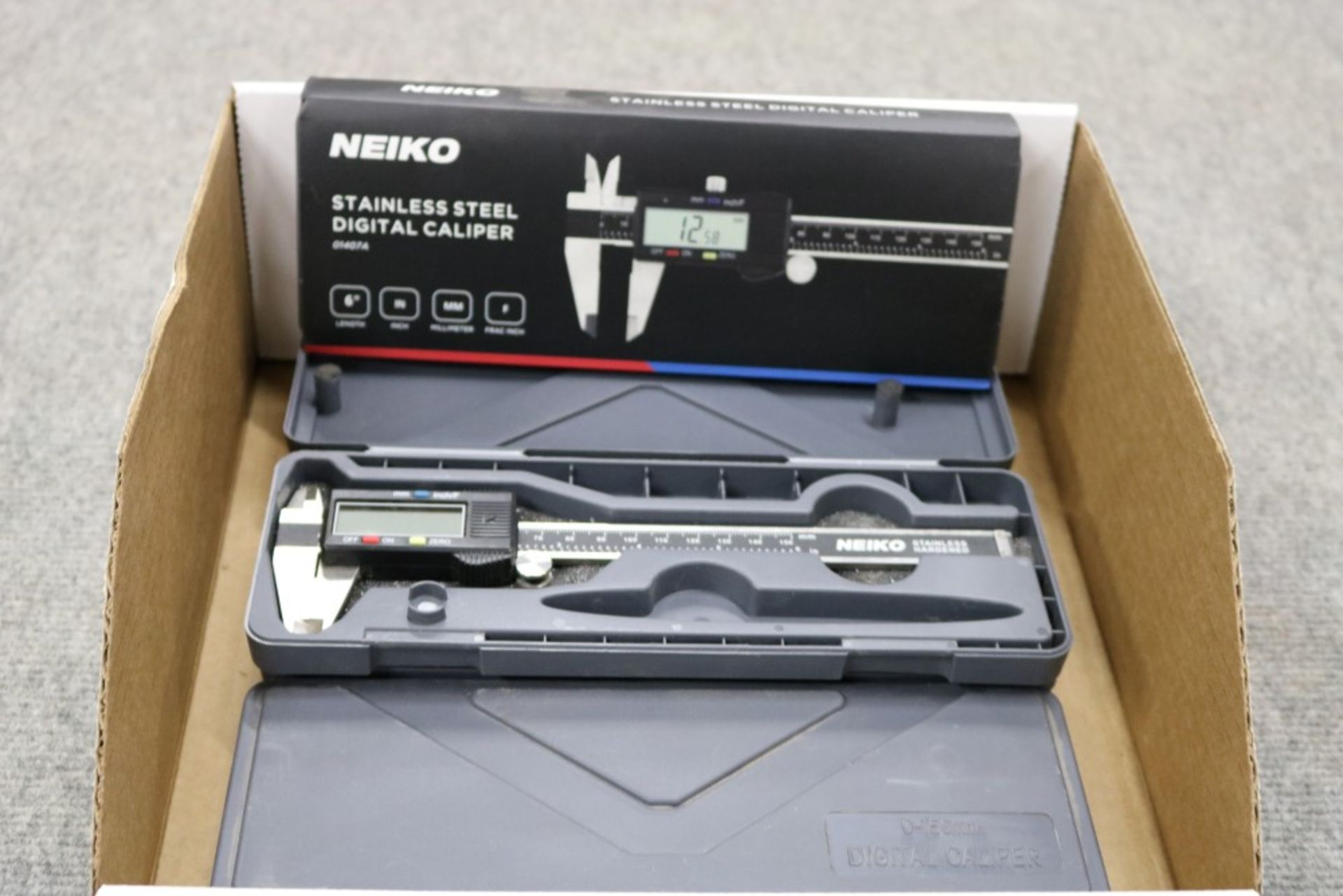 (5) 6" Neiko Stainless Steel Digital Calipers 0-150mm - Image 5 of 6