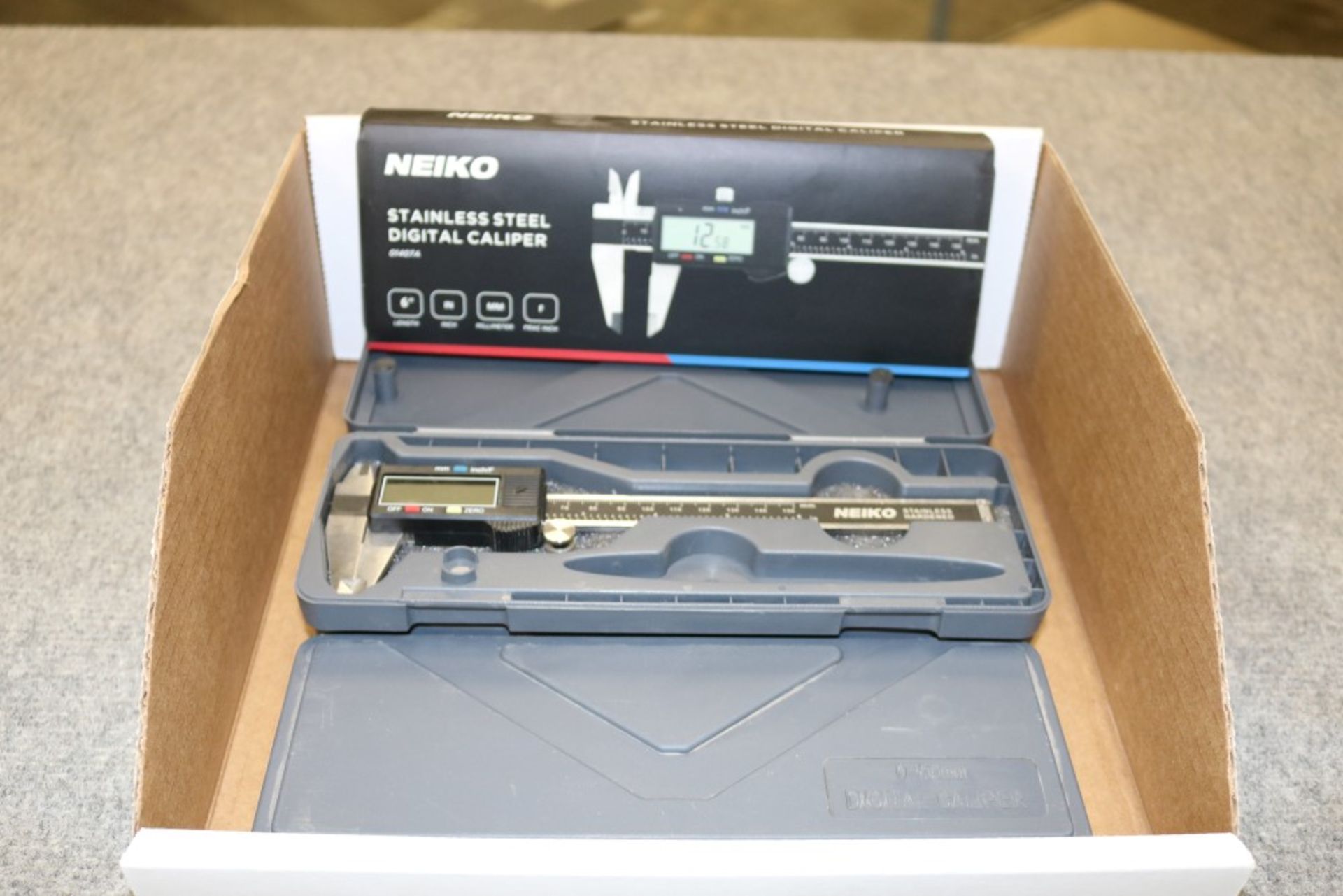 (5) 6" Neiko Stainless Steel Digital Calipers 0-150mm - Image 2 of 6