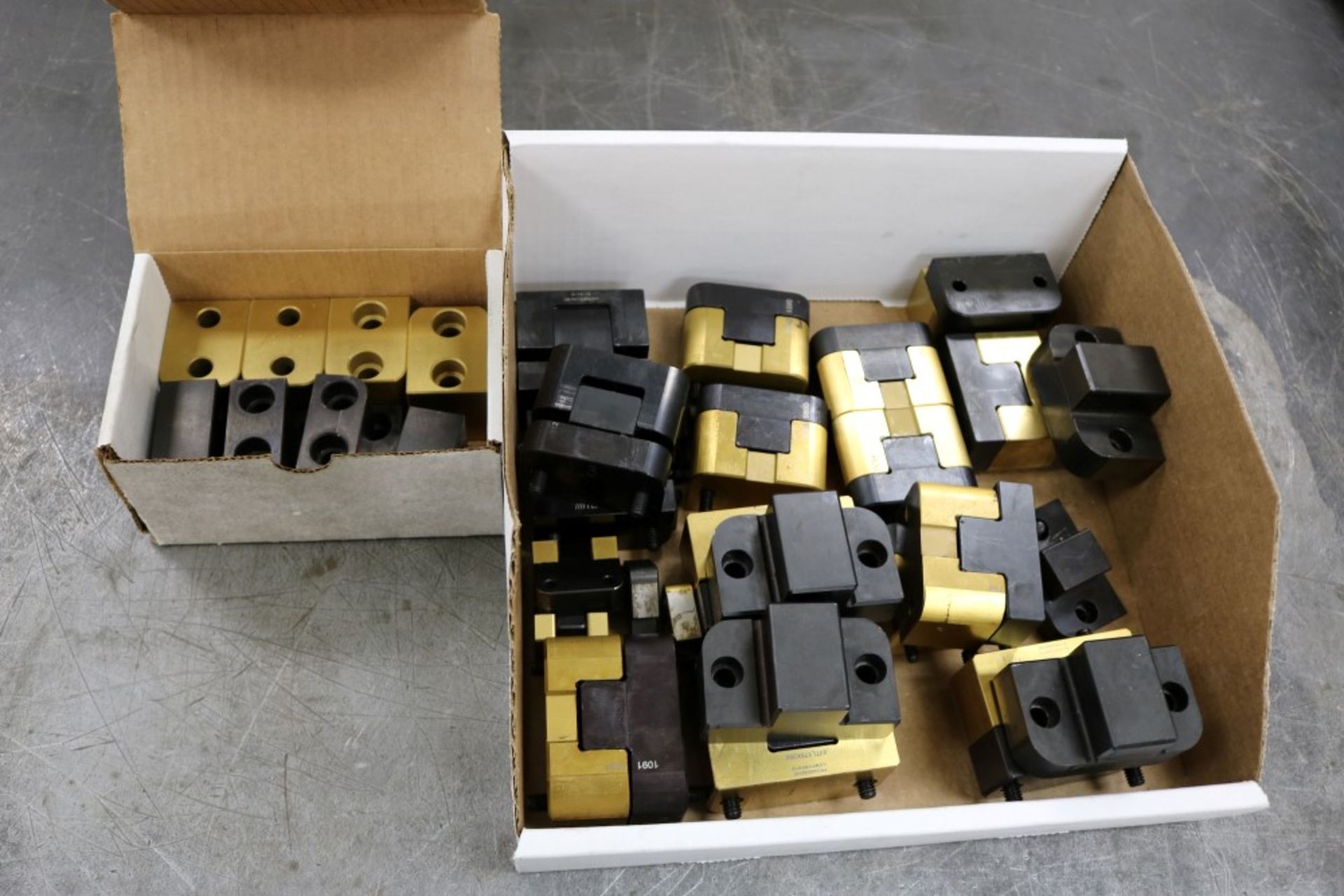 Box of New Various Sized Progressive Parting Line Locks