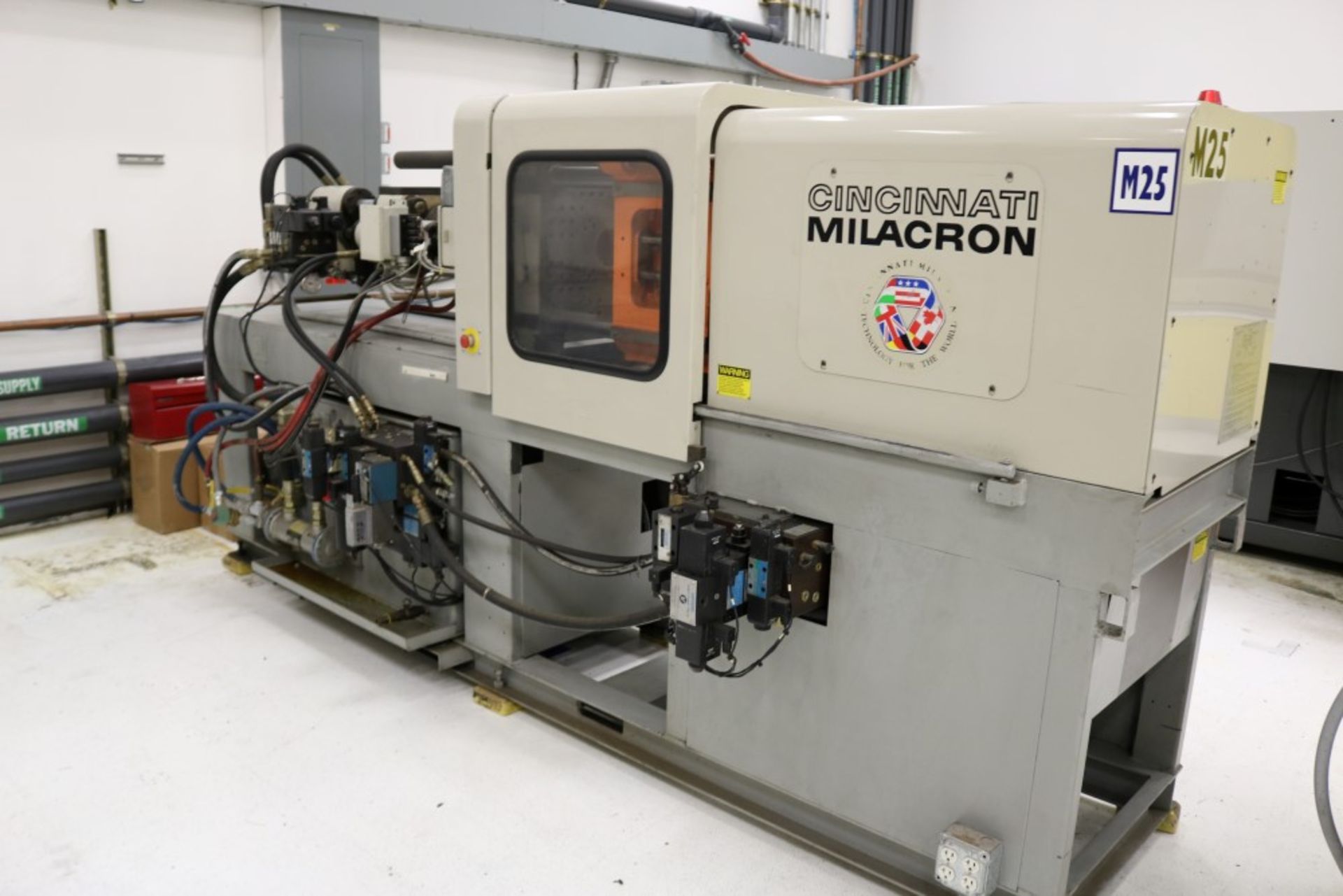 1998 Cincinnati Milacron Vista 55 ton Injection Molding Machine - 1.3 oz. Shot, Core Pull, Model - Image 10 of 18