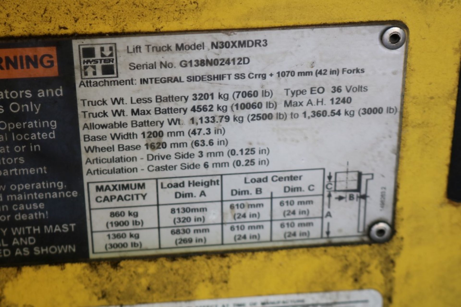 Hyster Stand Up Scissor Lift w Extended Reach Forks, Capacity 3,000 lbs. Overall Weight 10,060 - Image 8 of 11