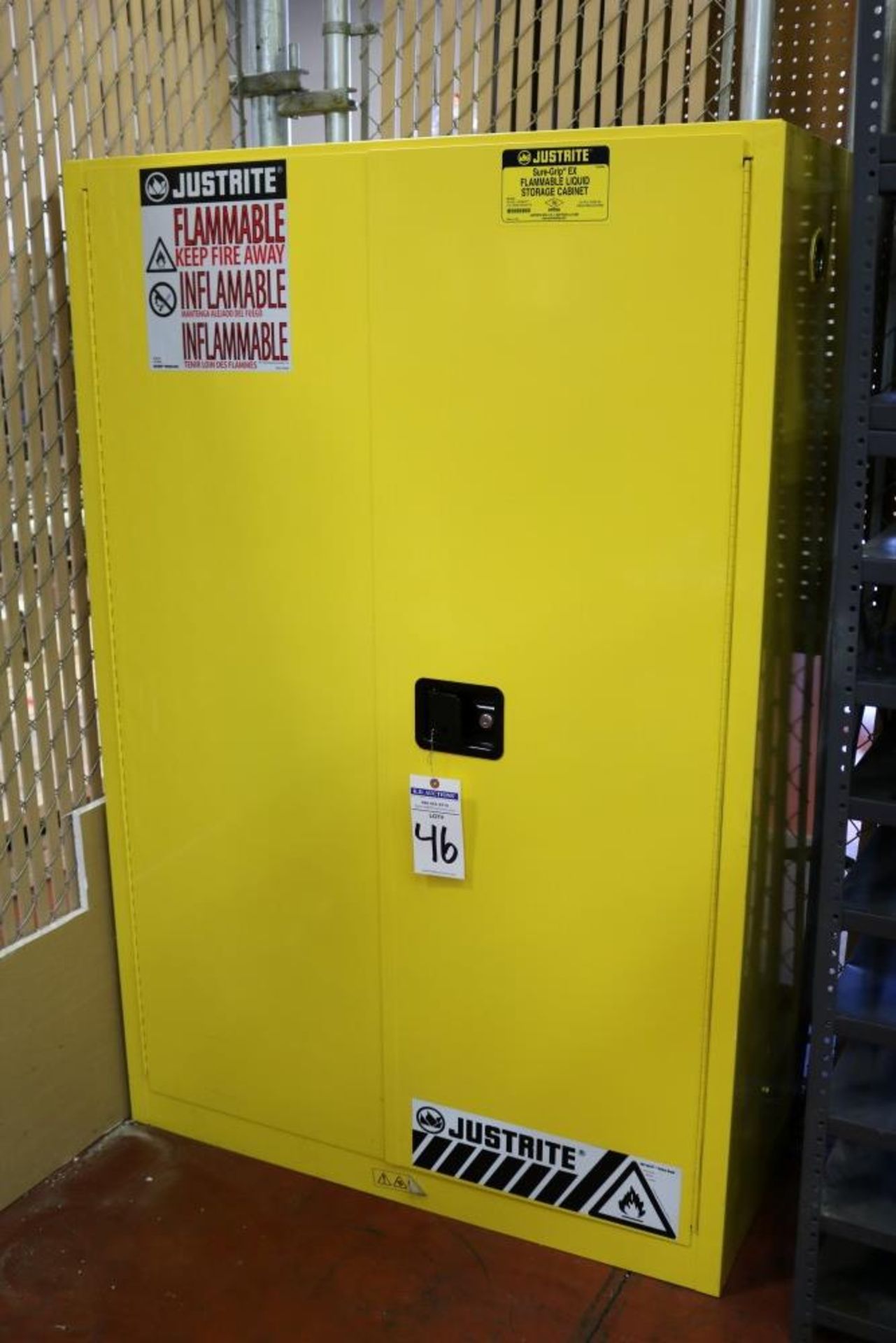 Like New - Justrite Flammable Storage Cabinet 45 gallon capacity - Image 6 of 6