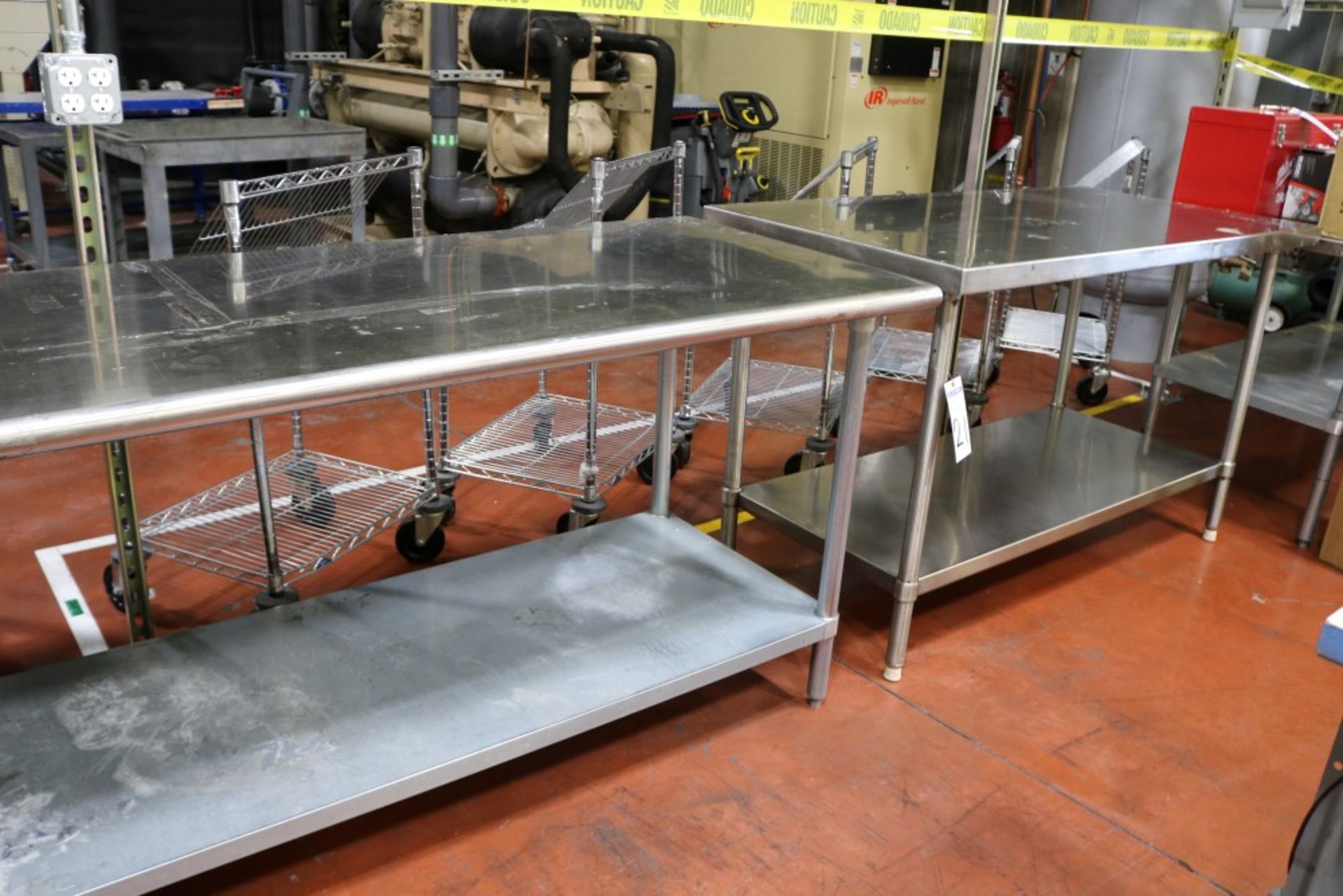 (2) Stainless Steel Work Tables 30" x 60" x 36" - Bild 5 aus 6