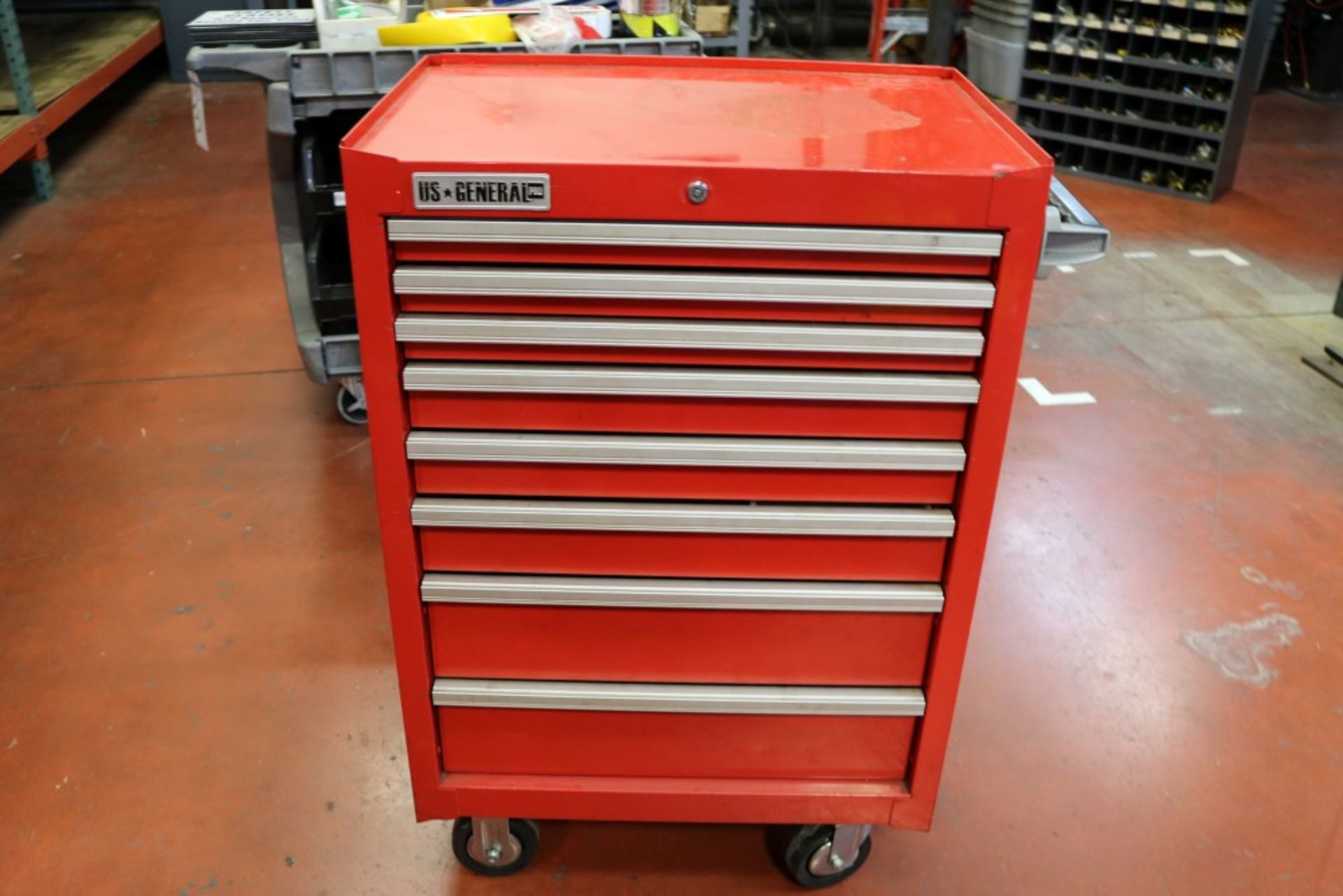 US General Pro 8 Drawer Rolling Tool Box 18" x 27" x 40"