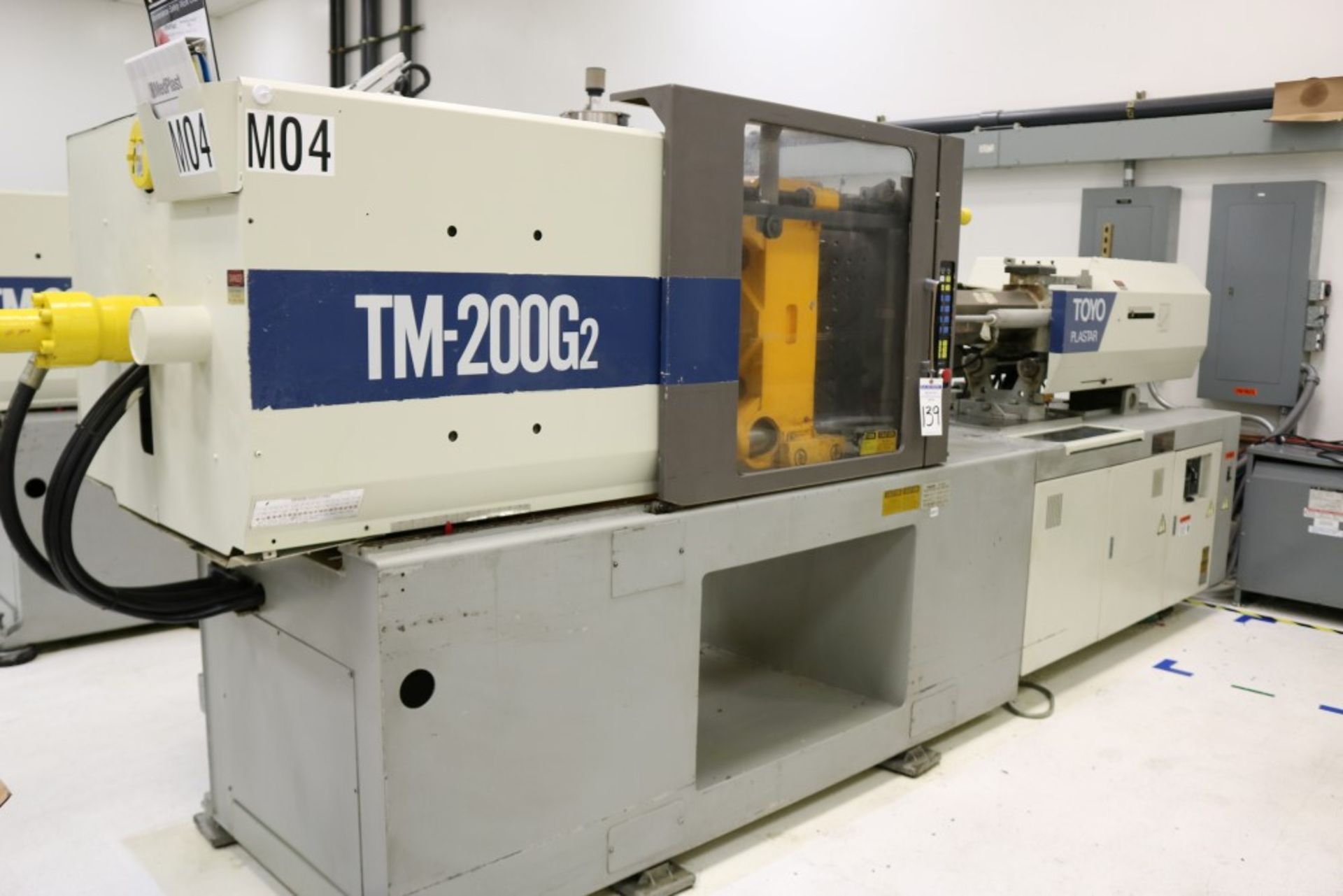 1992 Toyo 200 ton Injection Molding Machine - 13.1 oz. Shot, Core Pull, Model TM-200G2 - Image 17 of 17