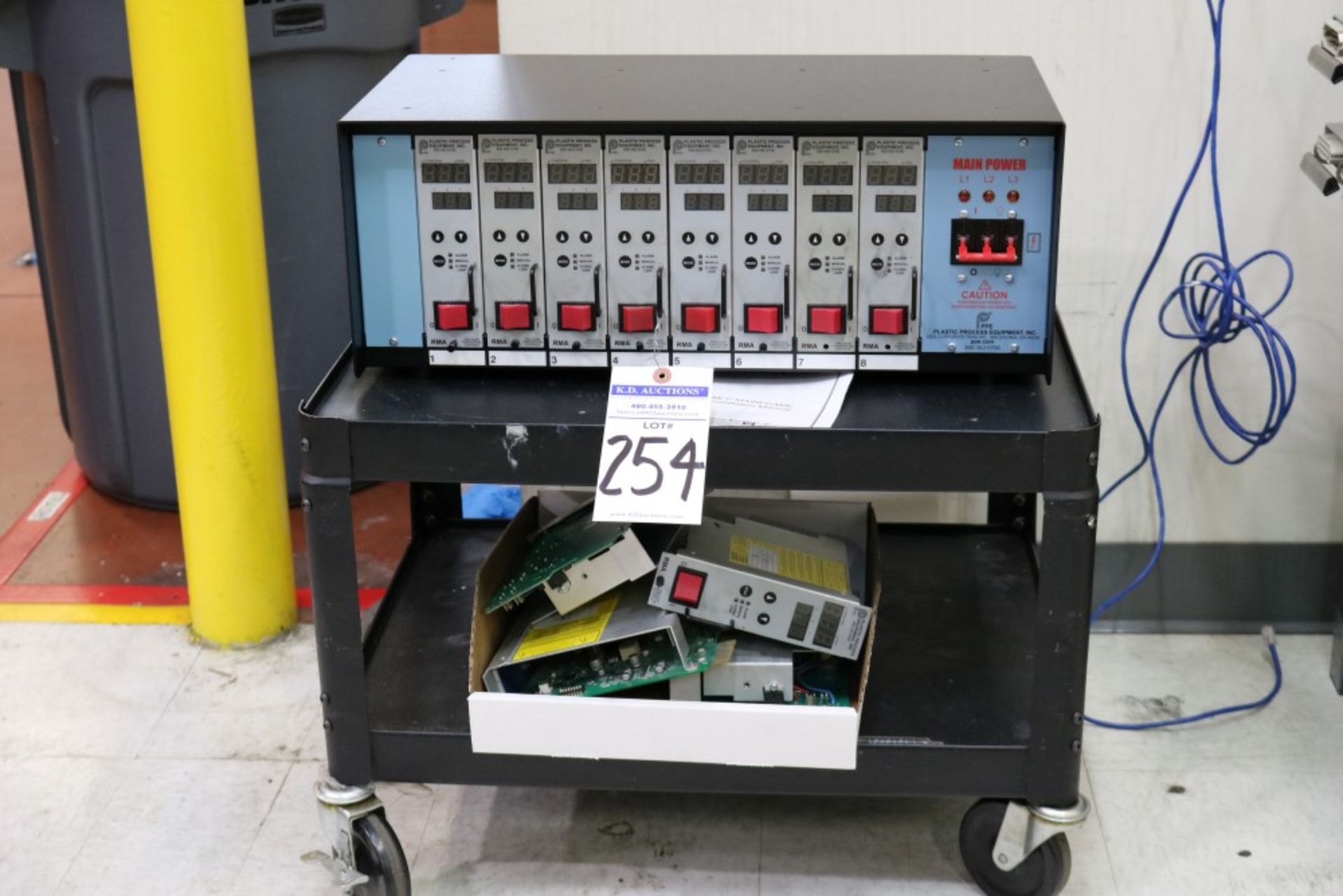 8 Zone Plastic Process Equipment Hot Runner Controller w/ Spare Boards on Metal Rolling Cart - Image 4 of 4