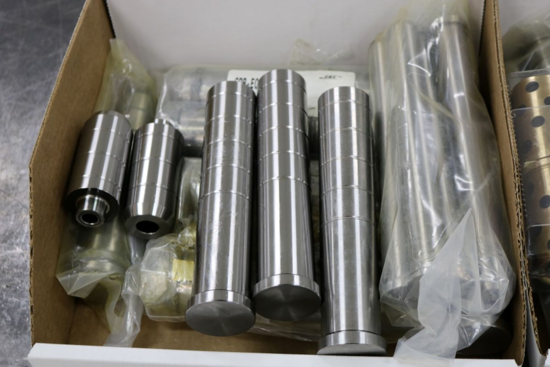 Box of New Various Sized Leader Pins and Bushings - Image 2 of 4