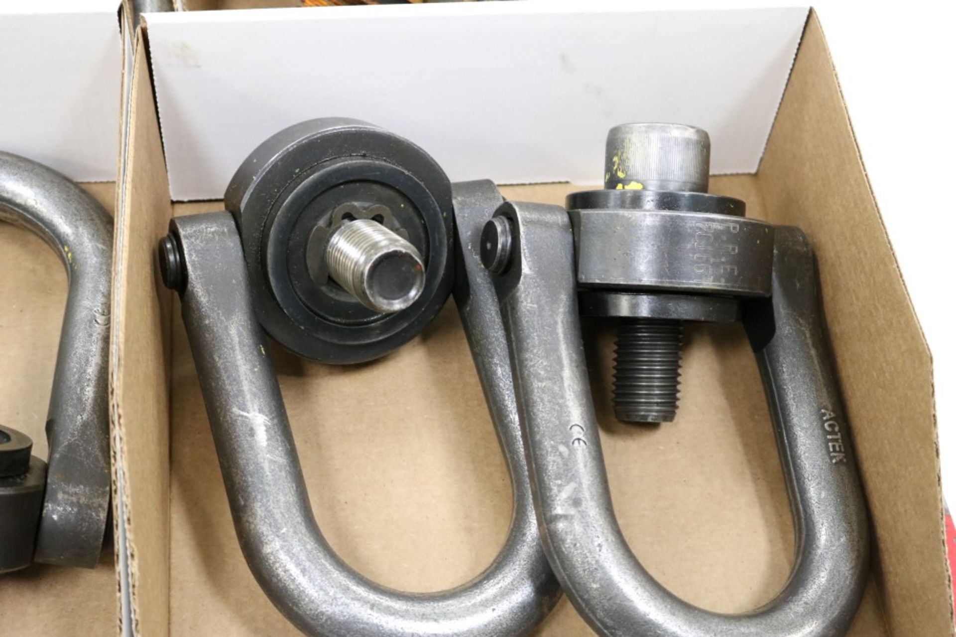 (4) Boxes of Various Sized Swivel Lift Bolts - Image 3 of 6
