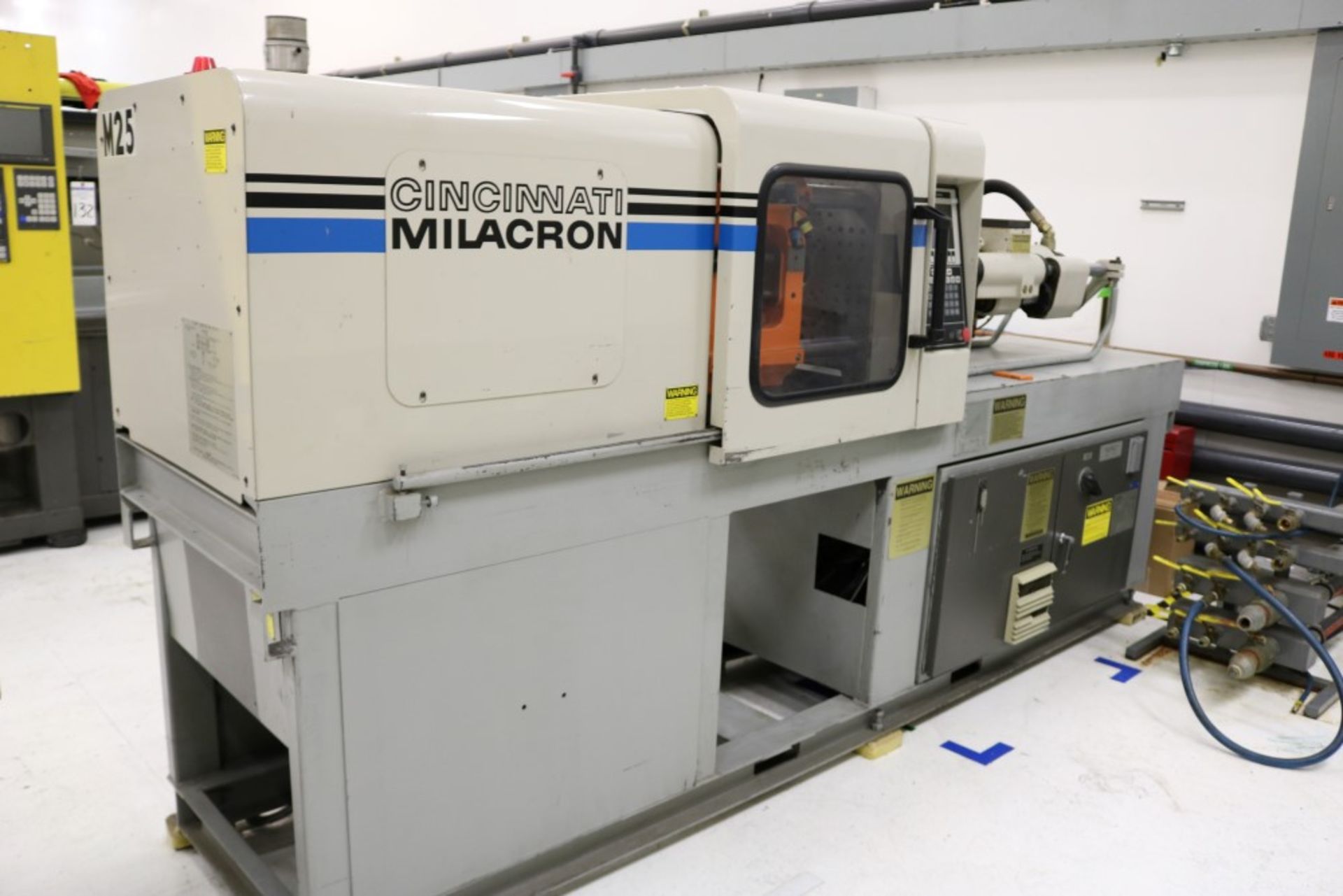 1998 Cincinnati Milacron Vista 55 ton Injection Molding Machine - 1.3 oz. Shot, Core Pull, Model - Image 2 of 18