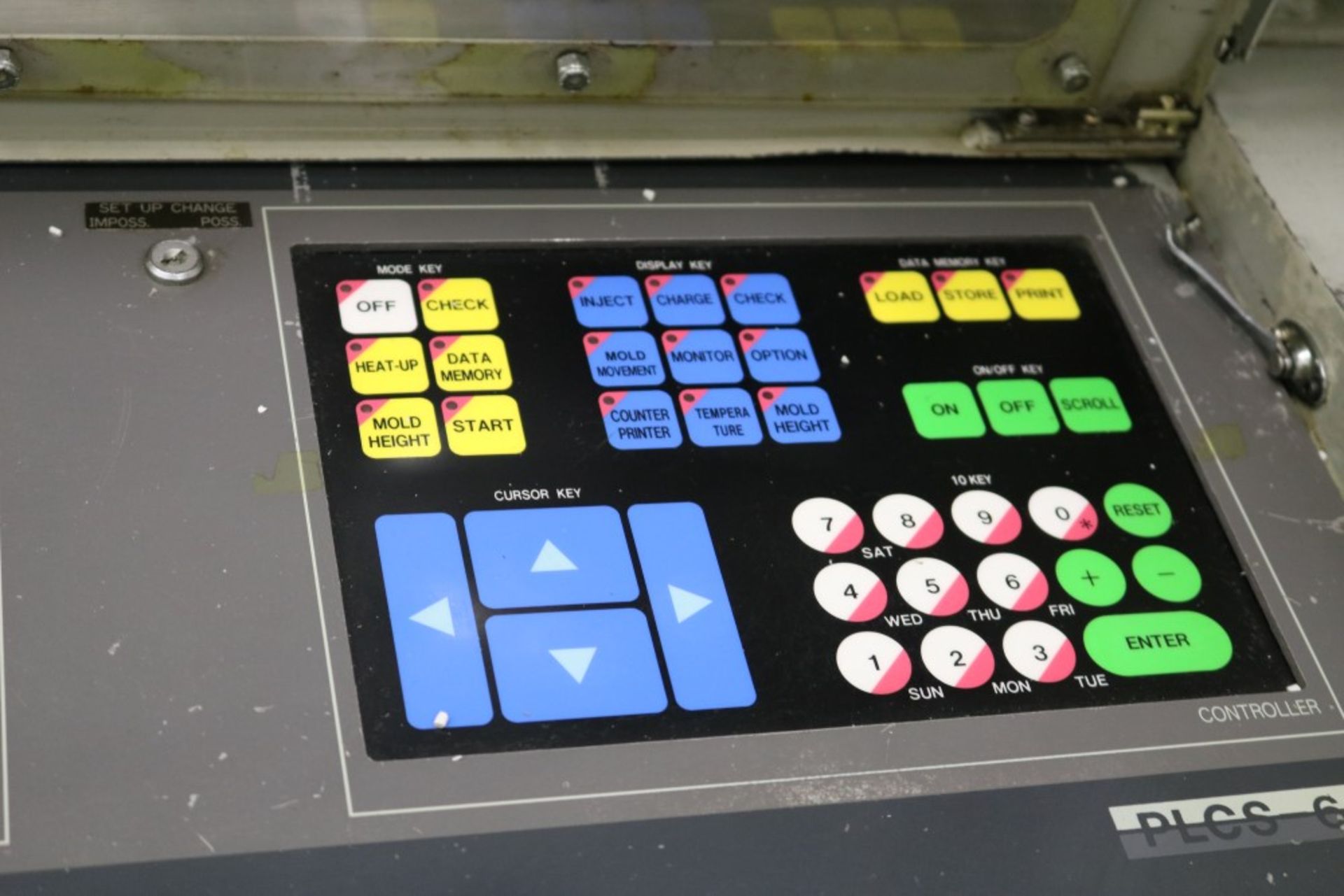 1992 Toyo 200 ton Injection Molding Machine - 13.1 oz. Shot, Core Pull, Model TM-200G2 - Image 3 of 17