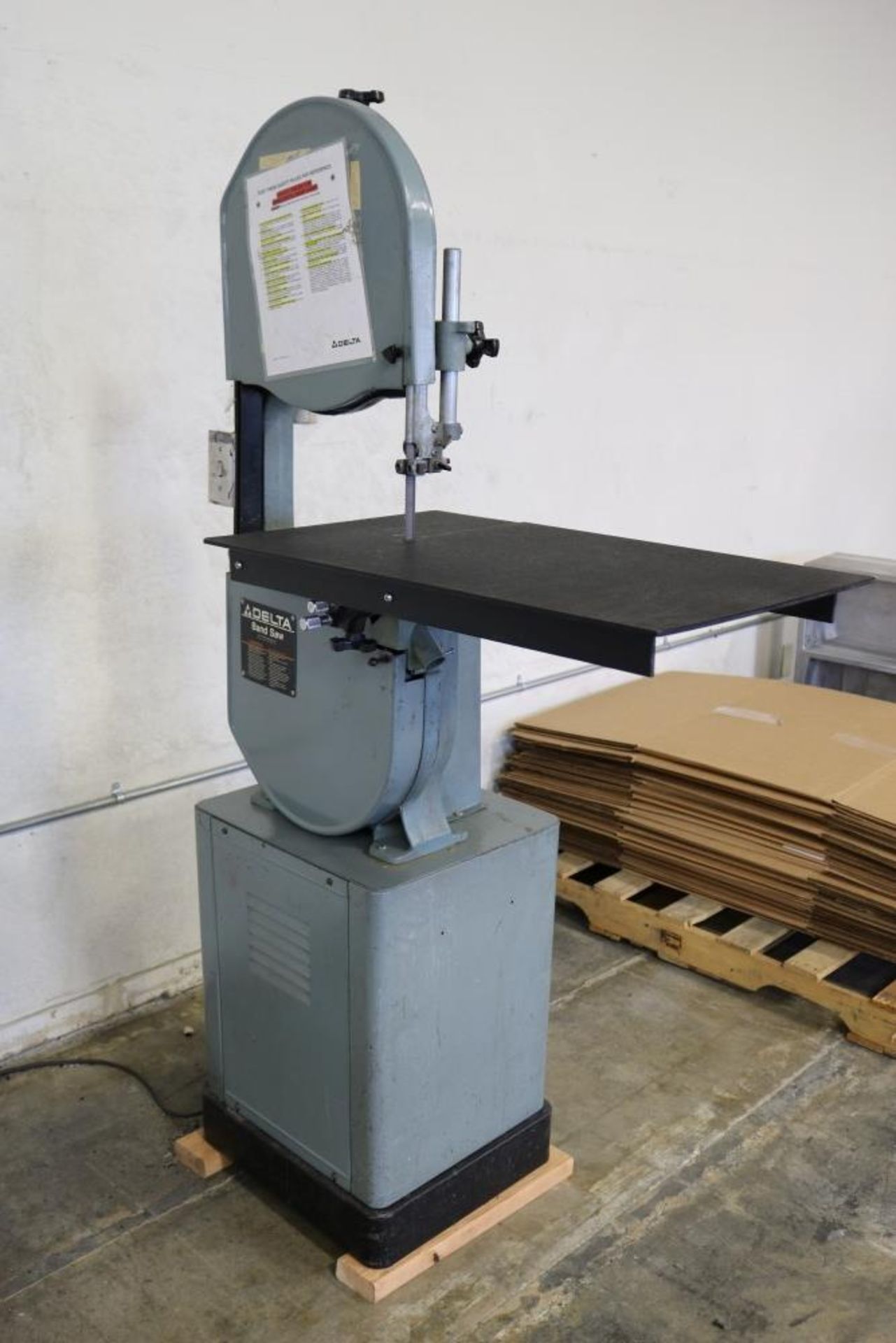 Delta Band Saw, 14" Model 28-203F