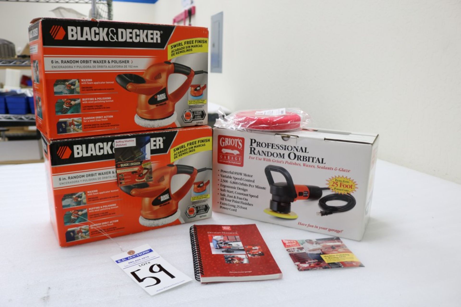 (2) Black and Decker 6" Random Orbital Waxer/Polisher, Griots Garage Professional Random Orbital - Image 6 of 6