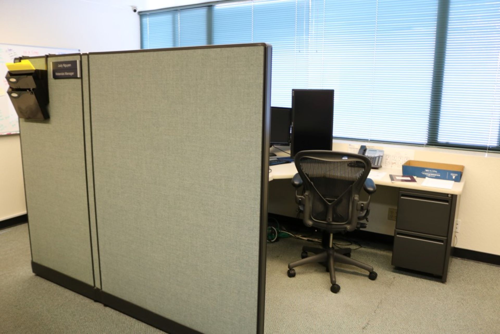 24' x 18' Set of Cubicles and Partitions, Powered Runner Table, Endica ES2500U, Dymo Label Wrtiter - Image 2 of 22